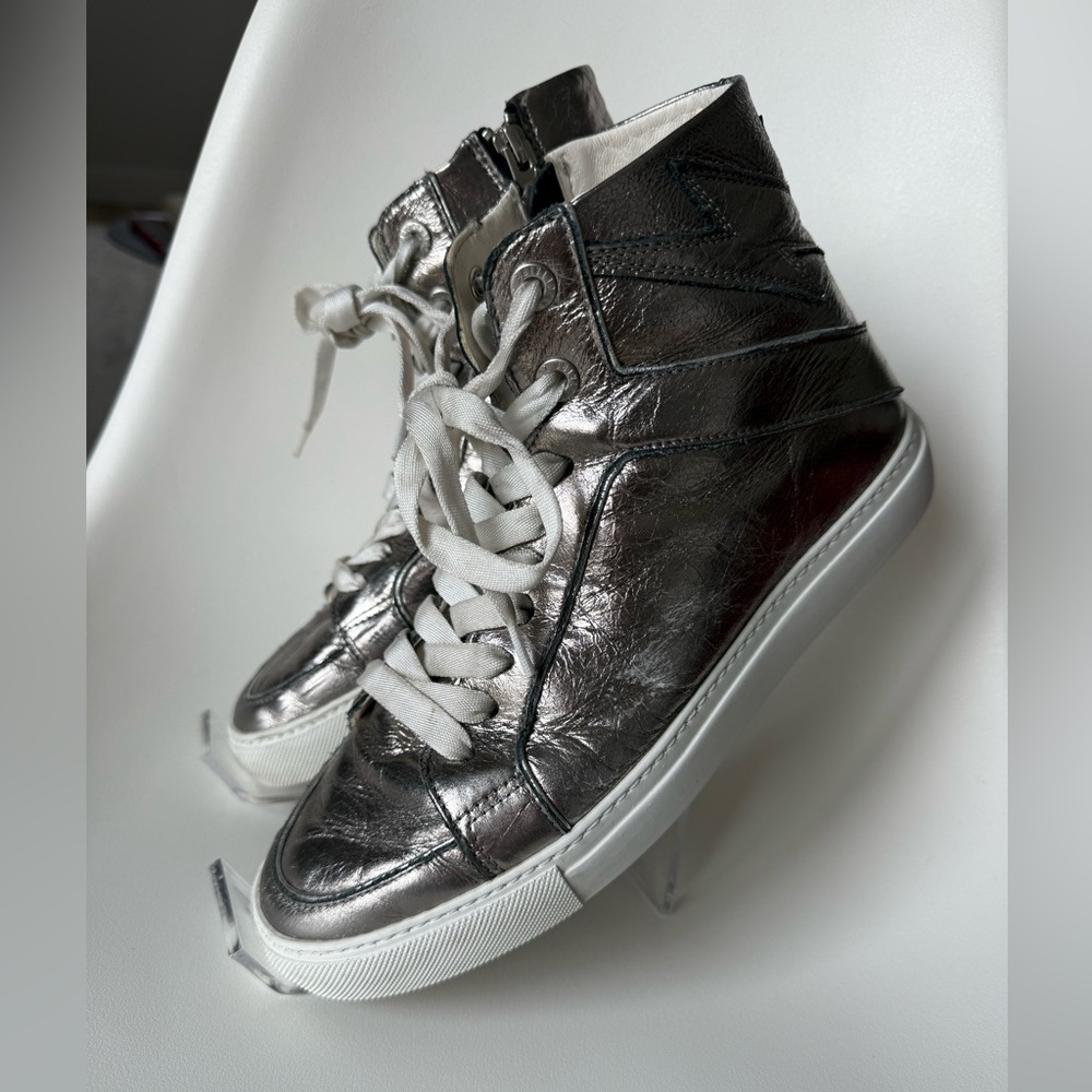 Zadig & Voltaire Women's Metallic Silver Sneakers - Picture 4 of 9